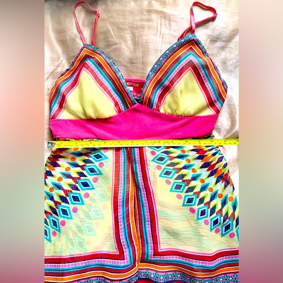 💋 HOTKISS Flowing Multi-colored Spaghetti Strap Top - Picture 8 of 14